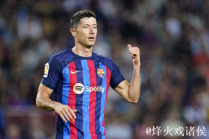 每体：迈阿密有人为莱万寻找住所，他或将加盟国际迈阿密